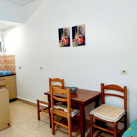 Апартаменти Kristo Apartament, Саранда Екстер'єр фото