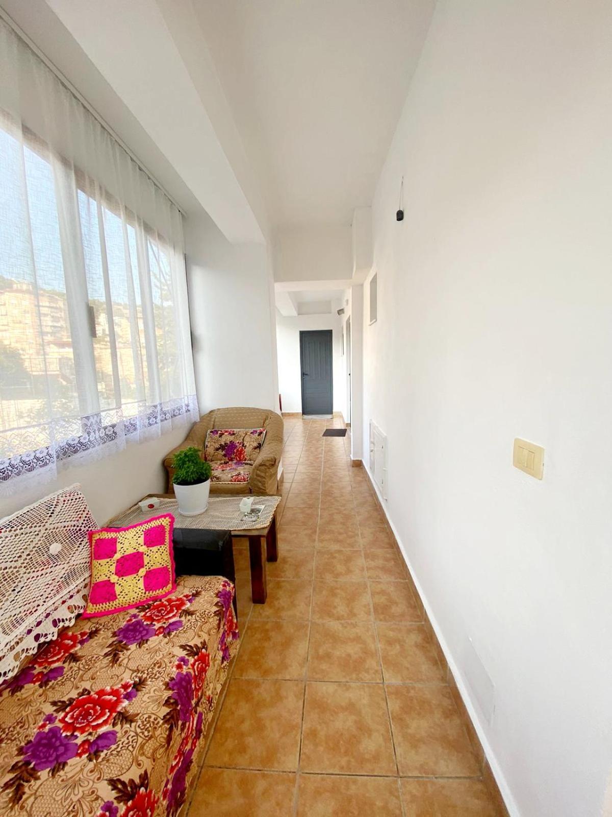 Апартаменти Kristo Apartament, Саранда Екстер'єр фото
